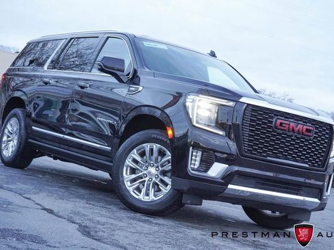 Used 2021 GMC Yukon XL Denali w/ Denali Premium Package image 1
