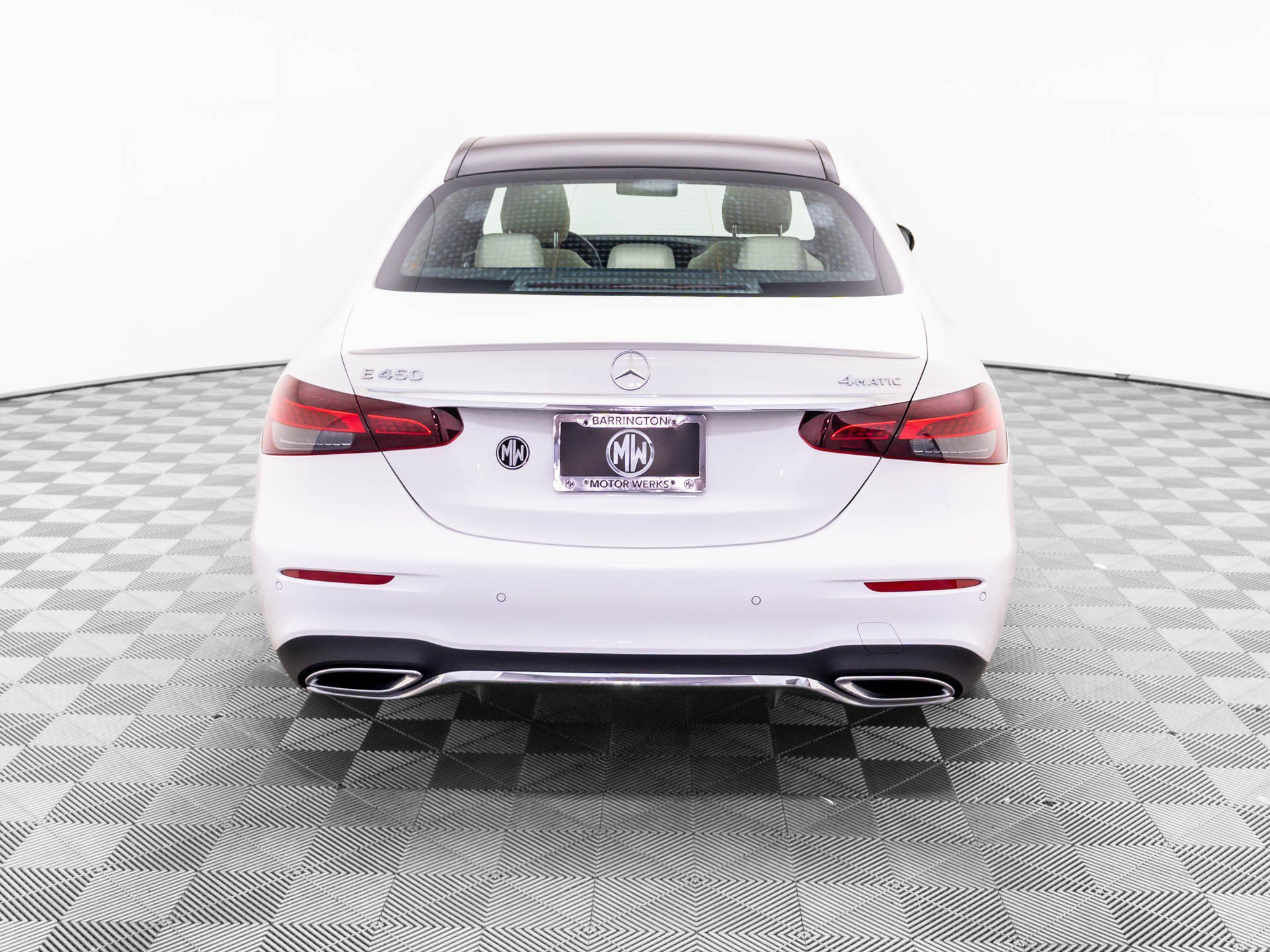 Certified 2022 Mercedes-Benz E 450 4MATIC Sedan image 4