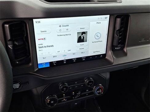 New 2025 Ford Bronco Base image 8