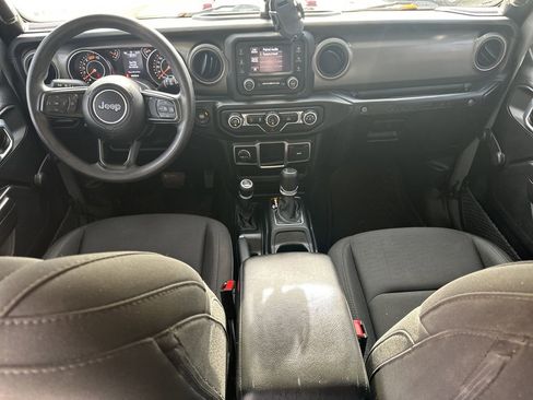 Used 2021 Jeep Wrangler Unlimited Sport image 23