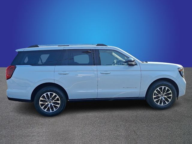 Used 2025 Ford Expedition Platinum AWD/4WD image 3