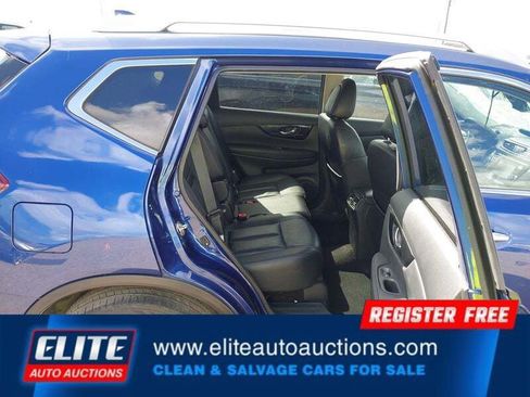 Used 2019 Nissan Rogue SL w/ Premium Package FWD image 16