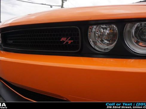 Used 2014 Dodge Challenger R/T image 33