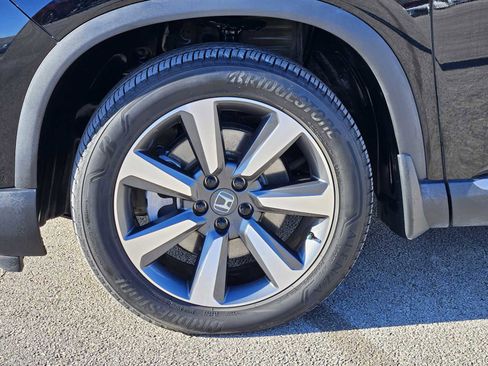 Certified 2023 Honda Pilot Elite image 9