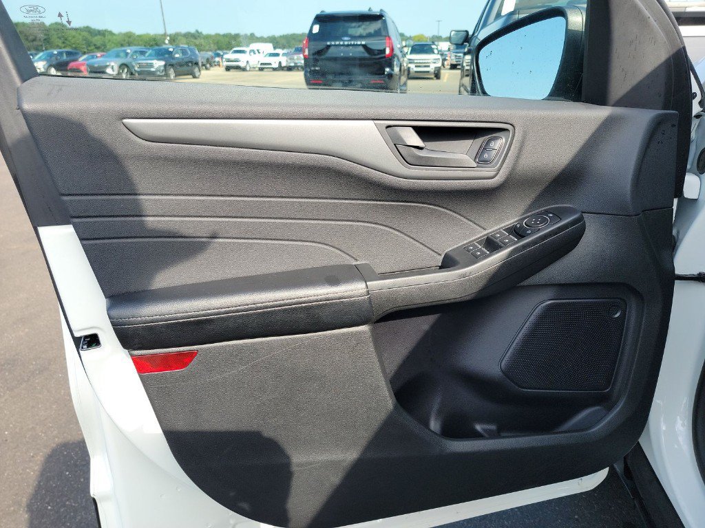 Used 2023 Ford Escape Active AWD/4WD image 15