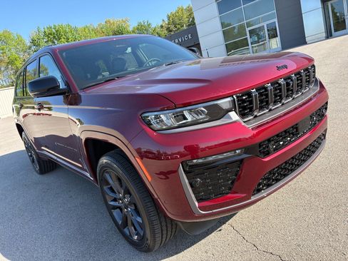 New 2026 Jeep Grand Cherokee L Limited AWD/4WD image 23