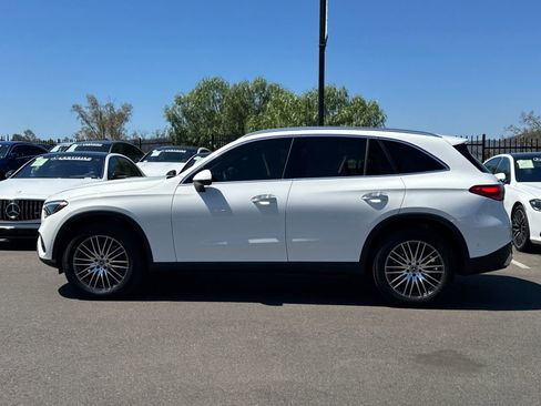 Certified 2025 Mercedes-Benz GLC 300 image 7