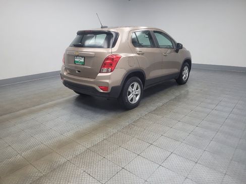 Used 2018 Chevrolet Trax LS AWD/4WD image 10