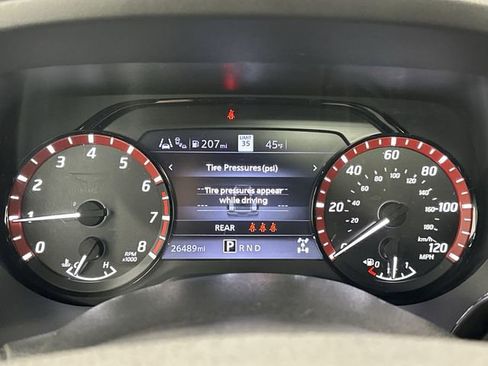 Used 2023 Nissan Titan PRO-4X w/ Pro-4x Convenience Package image 12