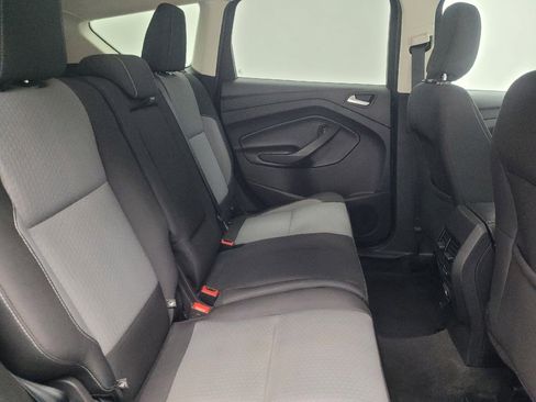 Used 2019 Ford Escape SE image 19