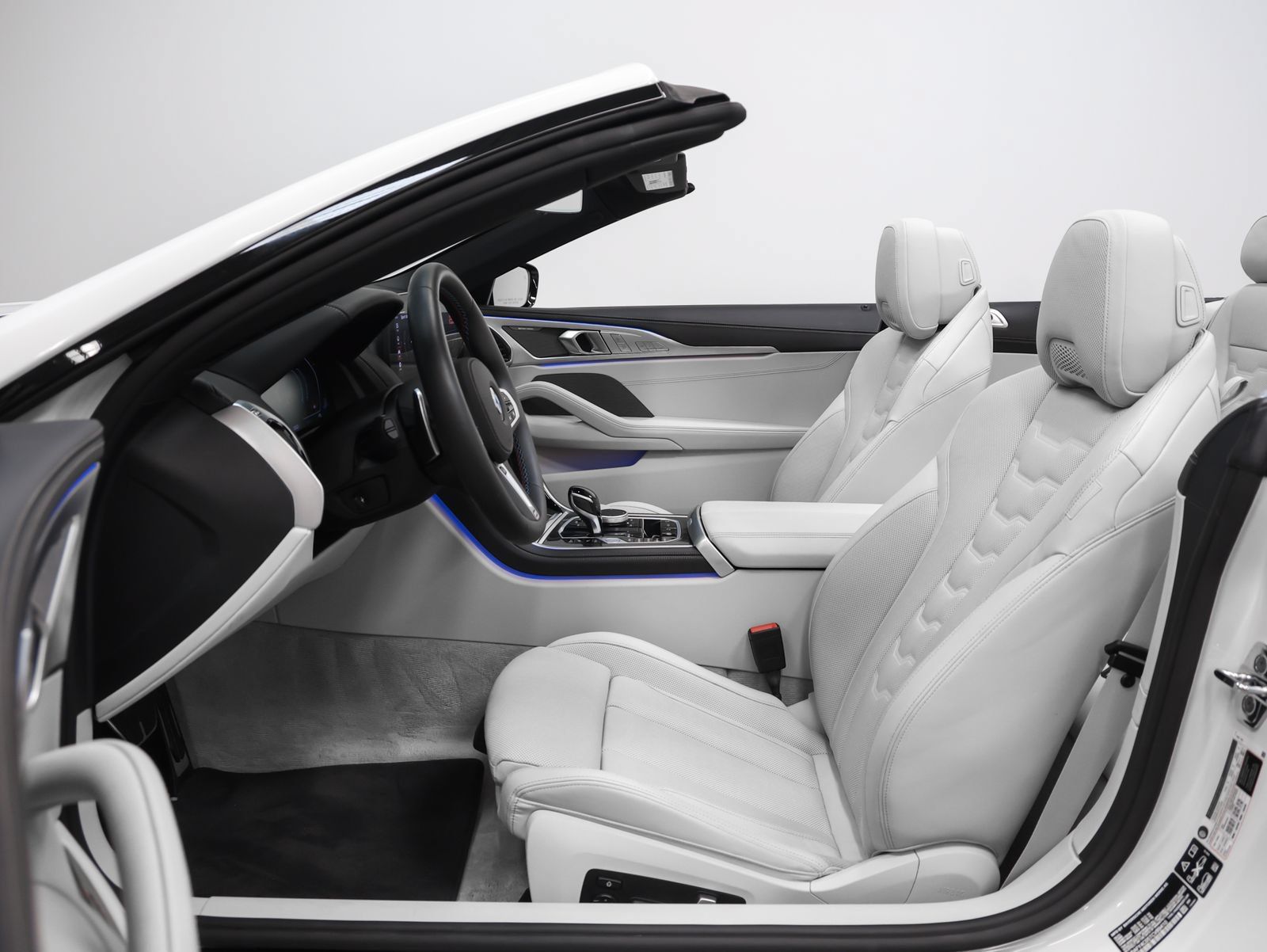 Used 2026 BMW M850i xDrive Convertible AWD/4WD image 45