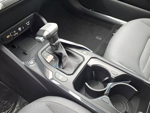 New 2025 Kia K4 EX image 11