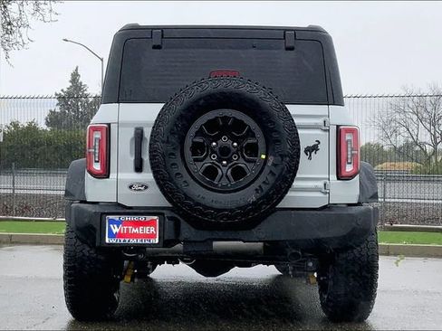 New 2026 Ford Bronco Outer Banks w/ Sasquatch Package image 4