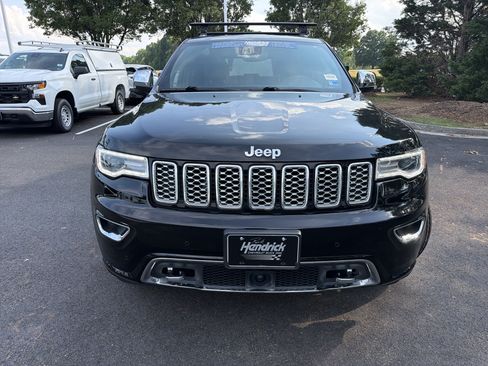 Used 2020 Jeep Grand Cherokee Overland AWD/4WD image 5