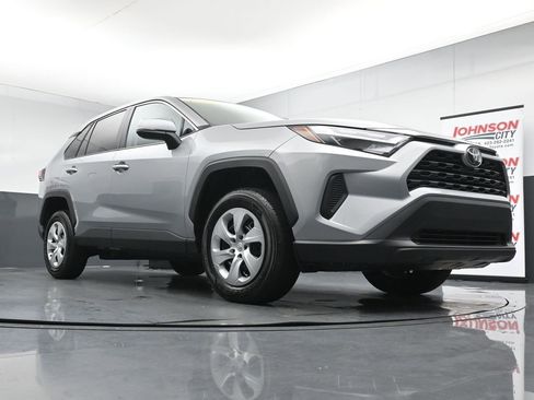 Used 2025 Toyota RAV4 LE FWD image 32
