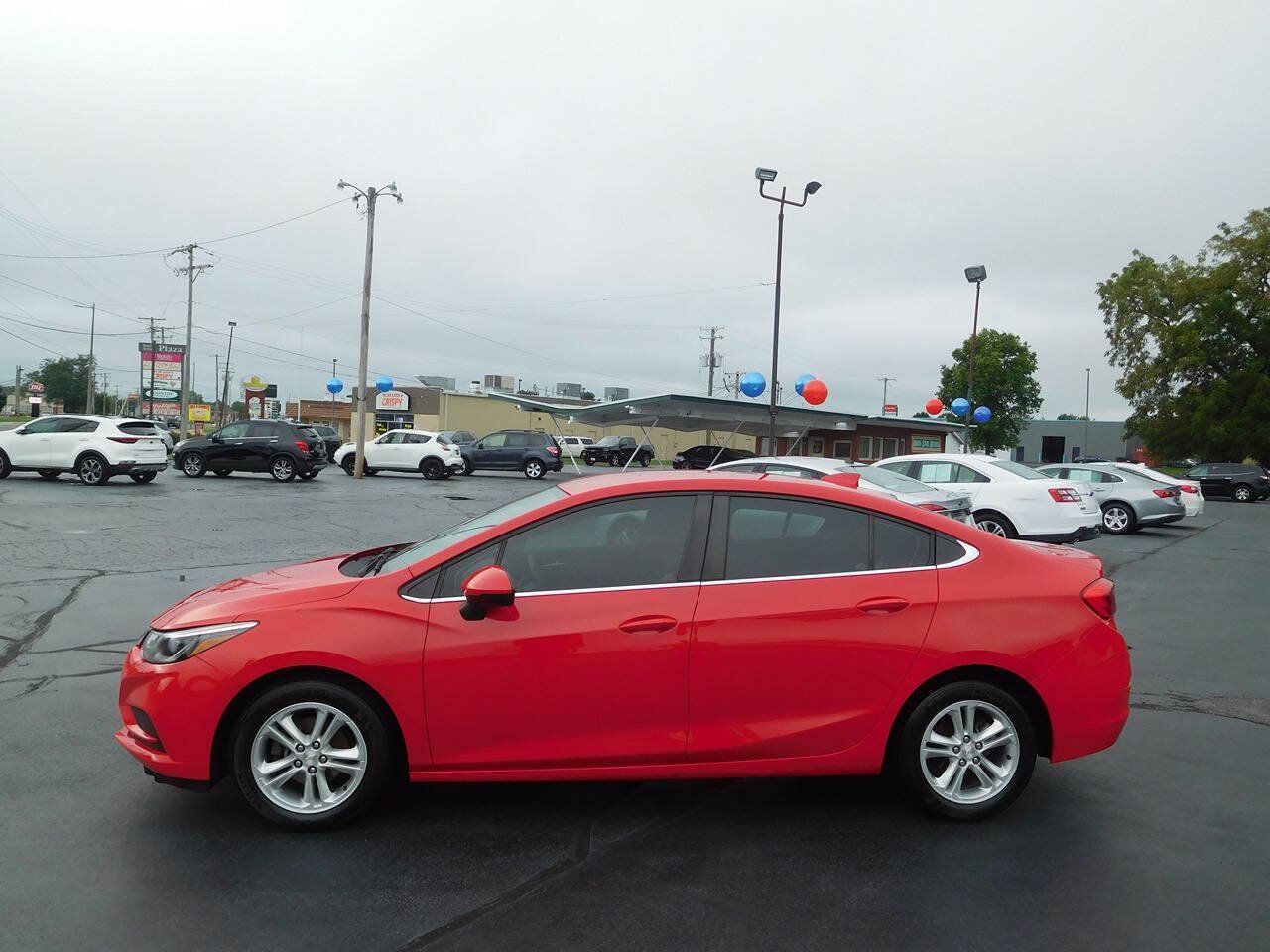 Used 2018 Chevrolet Cruze LT FWD image 5