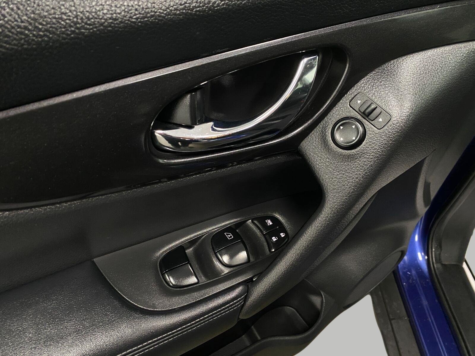 Used 2018 Nissan Rogue SV FWD image 29