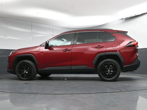 Used 2020 Toyota RAV4 LE w/ All Weather Liner Package image 30