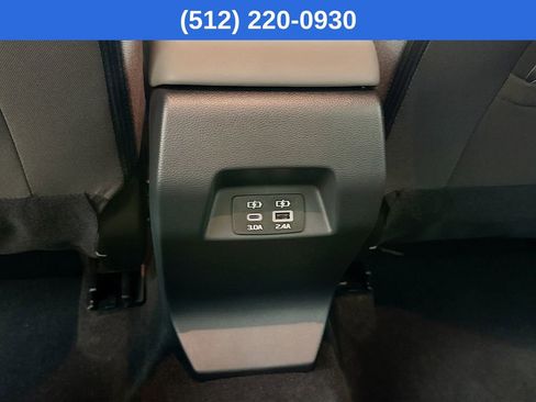 Used 2025 Subaru Crosstrek 2.0i Premium image 31