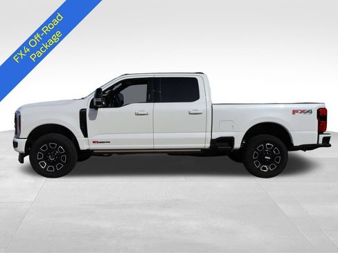 New 2026 Ford F350 Platinum w/ FX4 Off-Road Package AWD/4WD image 2