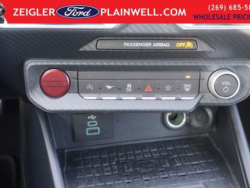 Used 2024 Ford Mustang Premium image 15