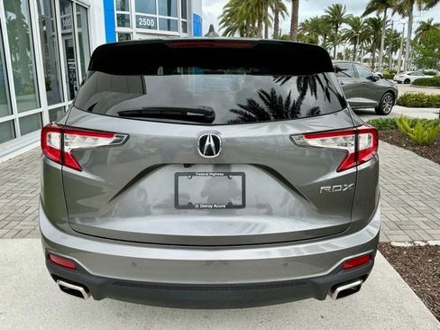 Certified 2023 Acura RDX FWD w/ Technology Package image 5