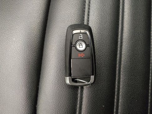 Used 2020 Ford Edge SEL AWD/4WD image 32