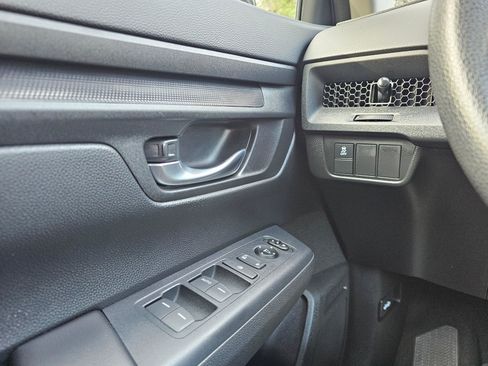 Certified 2025 Honda CR-V LX image 28