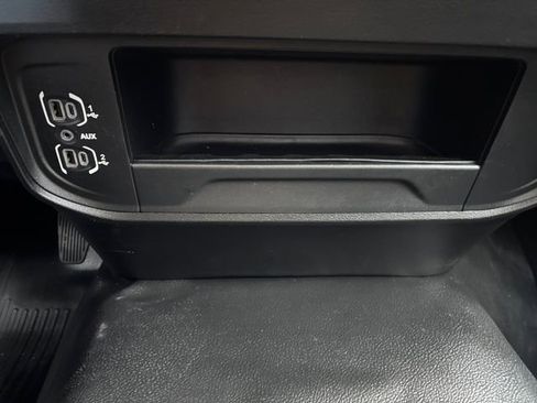 Used 2021 RAM 3500 Tradesman w/ Chrome Appearance Group image 24