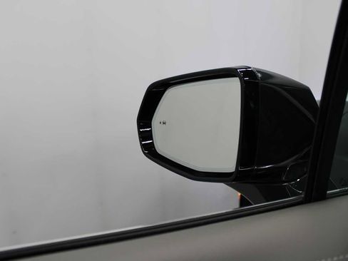 Certified 2023 Cadillac XT5 Premium Luxury image 11