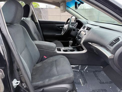 Used 2015 Nissan Altima 2.5 SV w/ Convenience Package FWD image 18