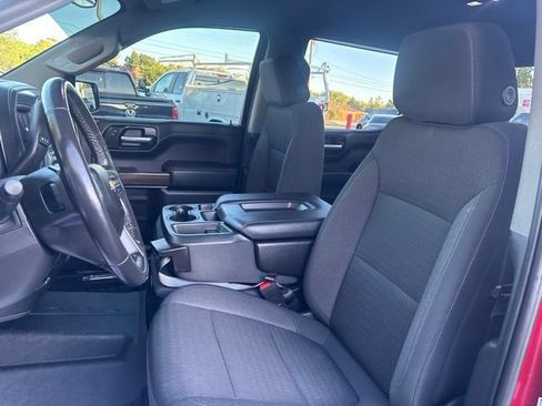 Used 2021 Chevrolet Silverado 1500 LT AWD/4WD image 13
