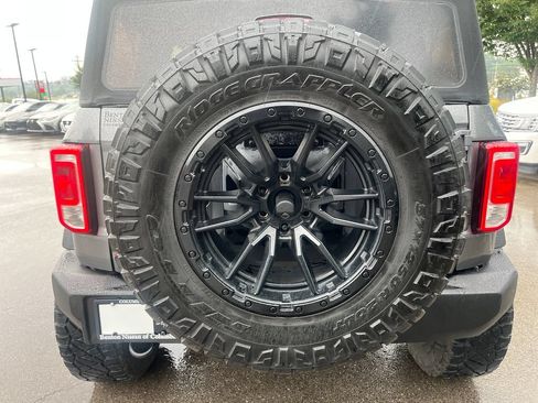 Used 2023 Ford Bronco 4-Door AWD/4WD image 40