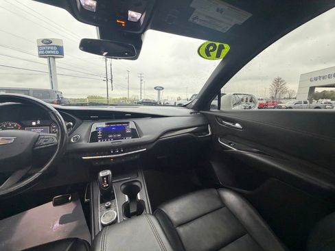 Used 2019 Cadillac XT4 Sport AWD/4WD image 15