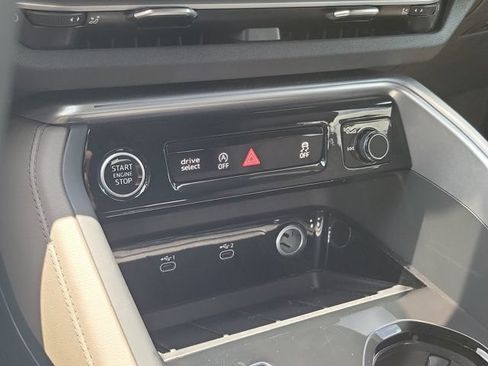Certified 2025 Audi Q5 Premium Plus w/ Premium Plus AWD/4WD image 26
