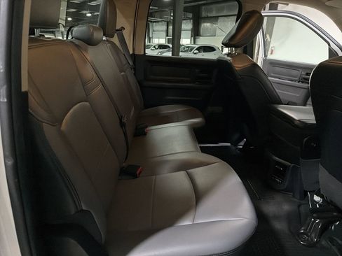 Used 2020 RAM 2500 Tradesman w/ Chrome Appearance Group image 14