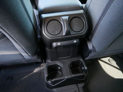 New 2026 Jeep Gladiator Sport AWD/4WD image 6