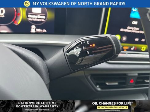 New 2026 Volkswagen Tiguan SE image 21