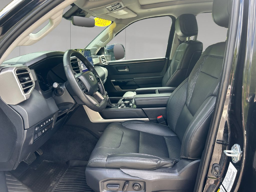 Used 2024 Toyota Tundra Limited AWD/4WD image 11