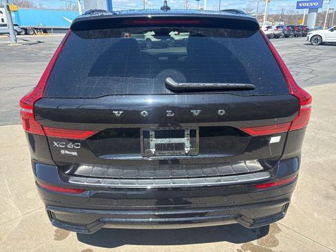 Used 2024 Volvo XC60 T8 Ultimate w/ Protection Package Premier image 7