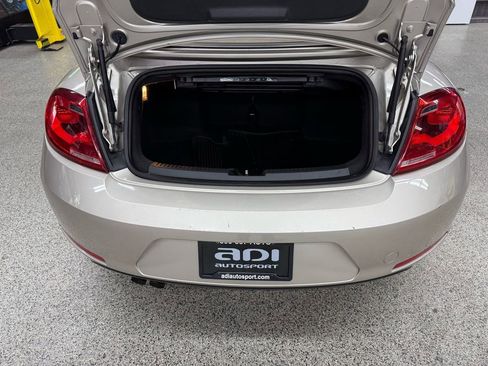 Used 2013 Volkswagen Beetle 2.5 image 14