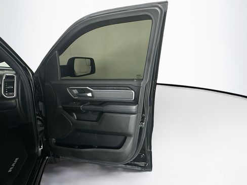 Used 2023 RAM 1500 Big Horn AWD/4WD image 30