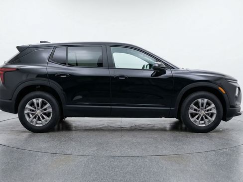 Used 2025 Chevrolet Equinox LT FWD image 11