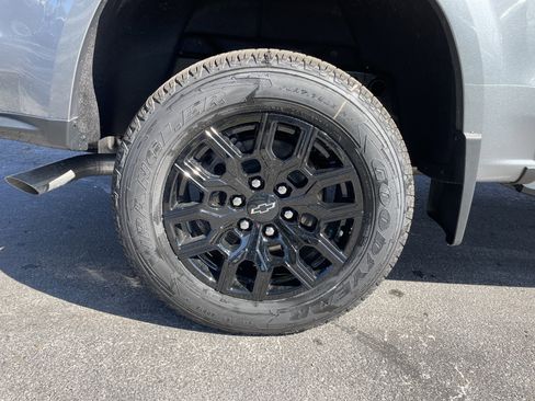 New 2026 Chevrolet Colorado W/T image 8