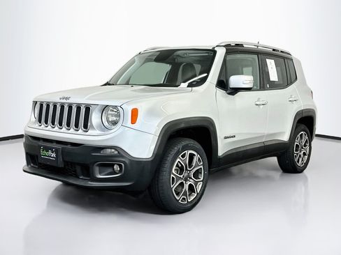 Used 2018 Jeep Renegade Limited AWD/4WD image 3