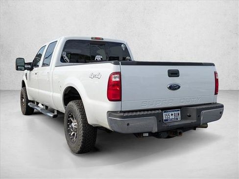 Used 2010 Ford F250 Lariat image 7