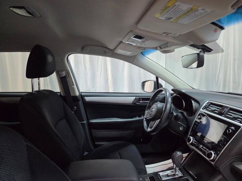 Used 2019 Subaru Outback 2.5i Premium image 25