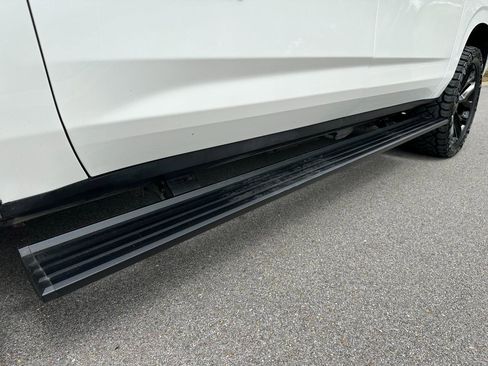 Used 2021 Chevrolet Suburban High Country image 63