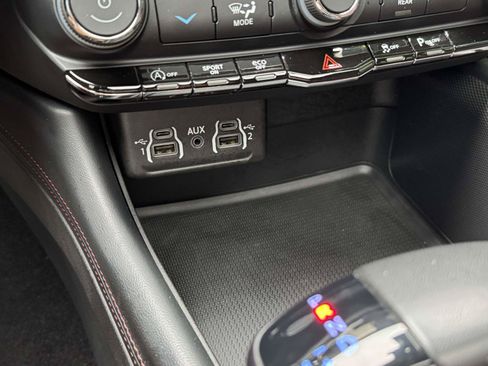 Used 2023 Dodge Durango GT AWD/4WD image 36