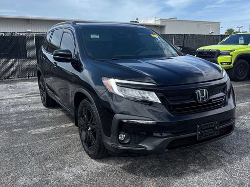 Used 2020 Honda Pilot Black Edition image 3